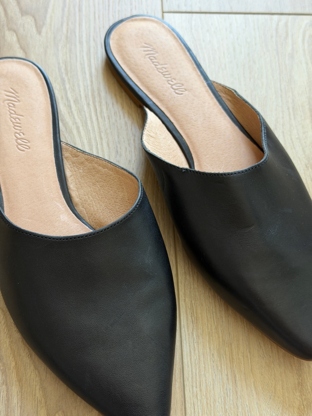 Madewell Black Leather Pointed Slide Mules - Picture 2 of 3